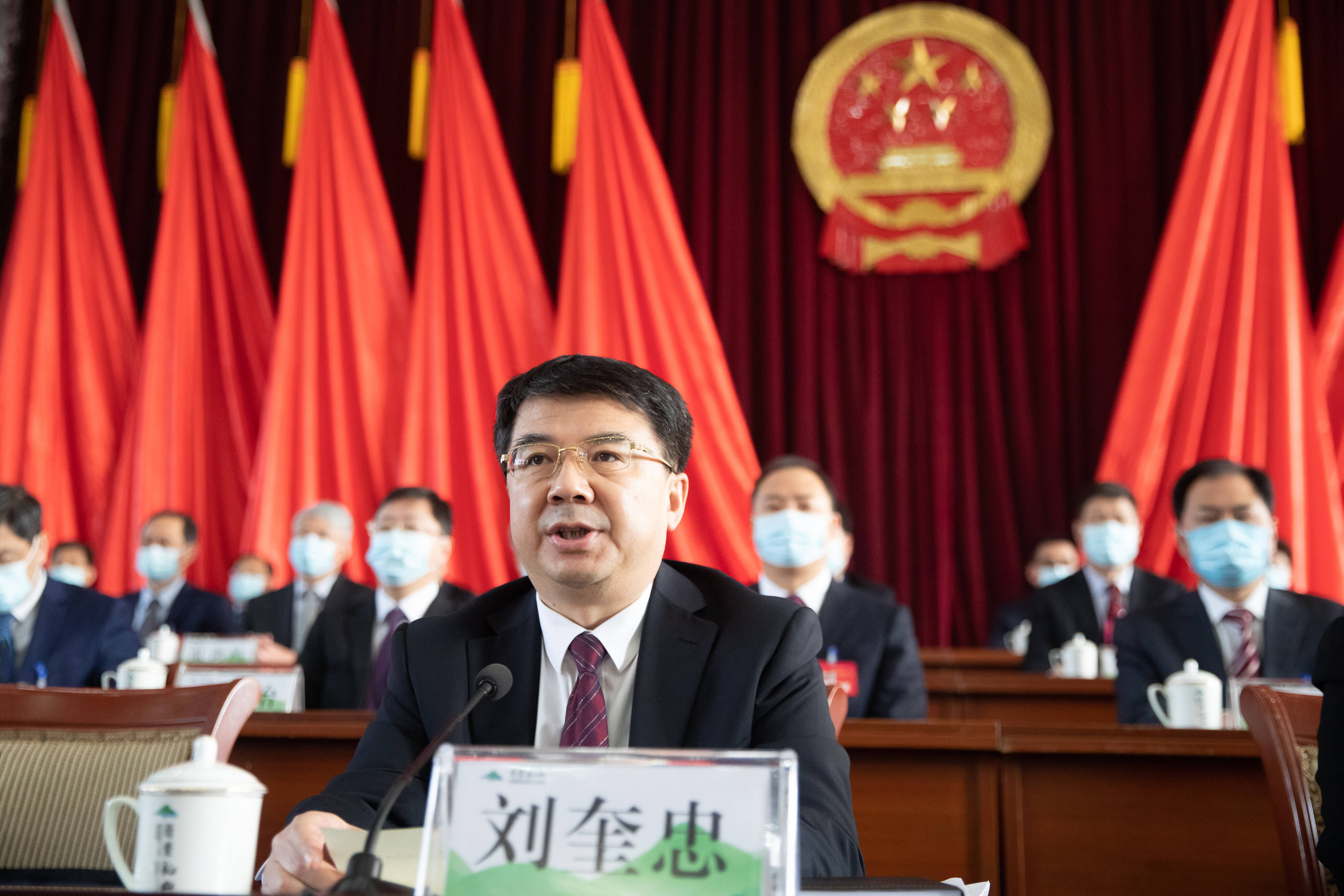 全体代表大会执行主席刘奎忠,姜翠萍,高翠玲,矫伟宏 孙保广,侯常青在