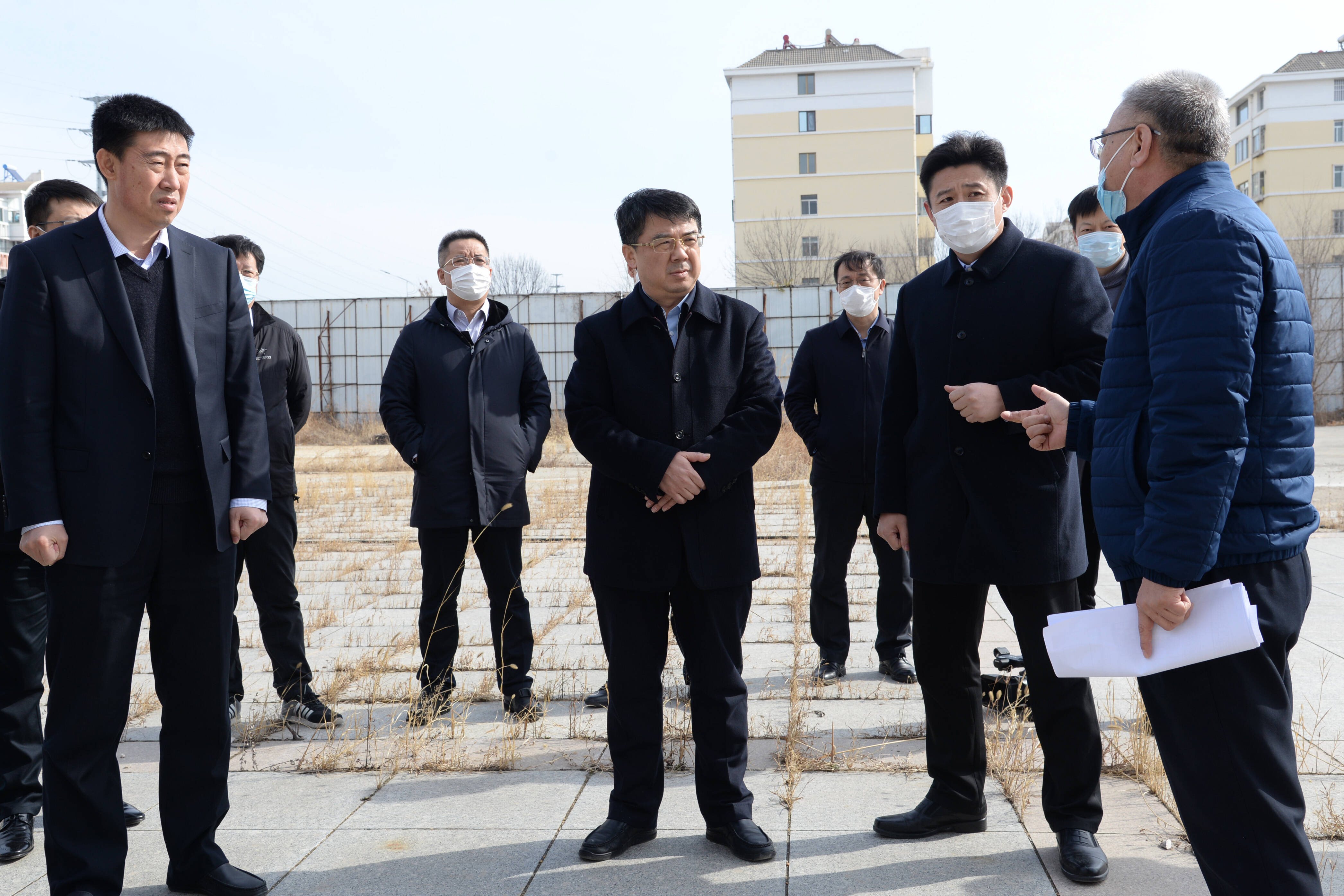 乳山市政府 乳山要闻 刘奎忠实地督导调度重点项目建设情况